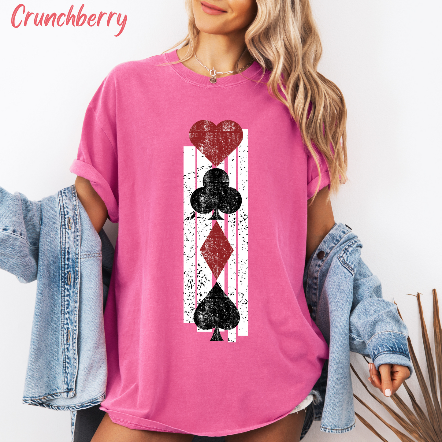 Queen Of Hearts Retro Shirt Vegas Gambling 80's Shirt Vacation Tee Unisex Garment-Dyed T-shirt Comfort Colors Shirt For Vegas Trip