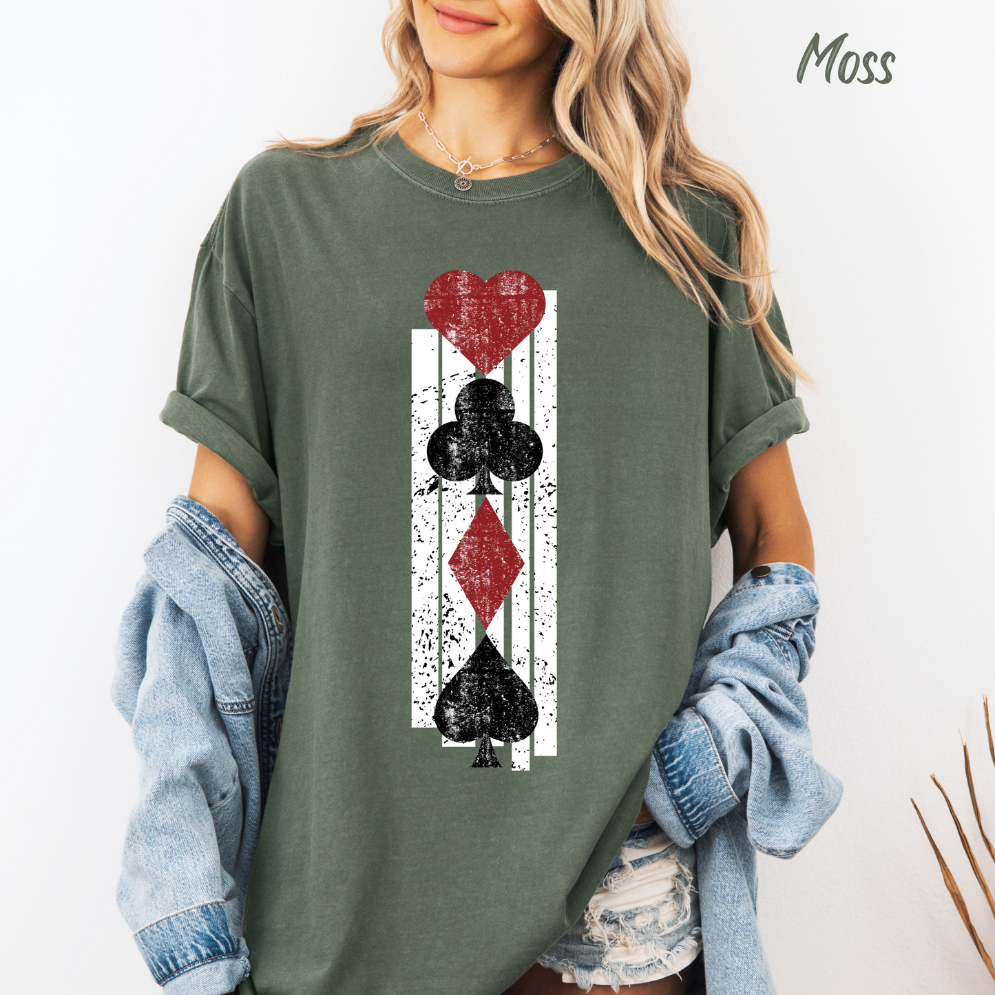 Queen Of Hearts Retro Shirt Vegas Gambling 80's Shirt Vacation Tee Unisex Garment-Dyed T-shirt Comfort Colors Shirt For Vegas Trip